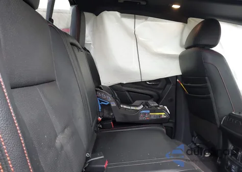 2021 Nissan Titan Pro-4X 4X4 z USA, uszkodzony, nr VIN 1N6AA1ED4MN511509